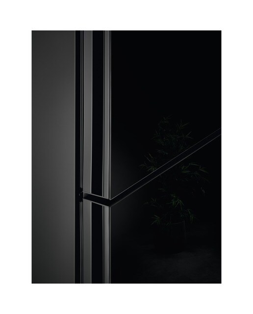 Frigorífico combi AEG con Cooling 360° - ORC8M361EE Cristal negro-4