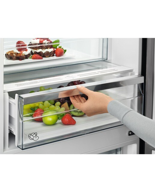 Frigorífico combi AEG con Cooling 360° - ORC8M361EE Cristal negro-6