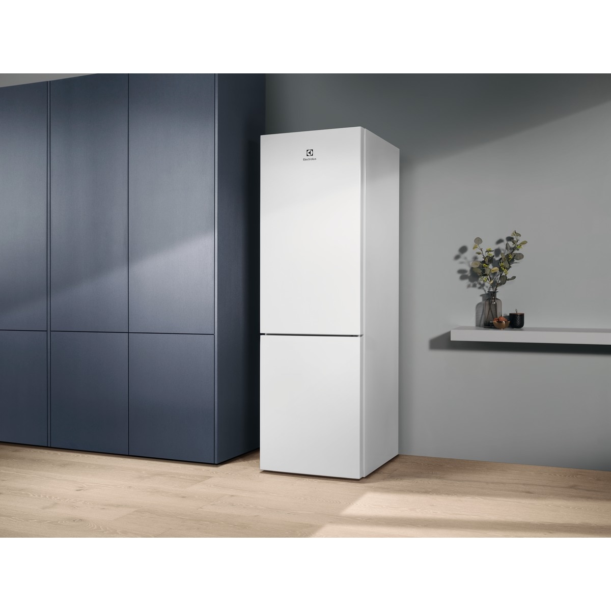 Frigorífico combi Electrolux TwinTech, No Frost - LNT5ME32W1 Blanco-4