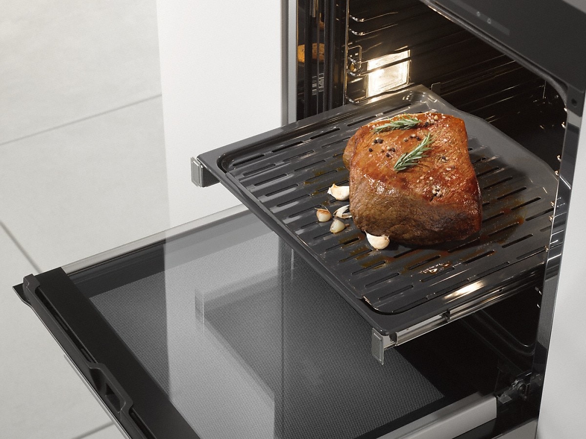 Tabuleiro Miele HGBB 71 com Acabamento PerfectClean 4