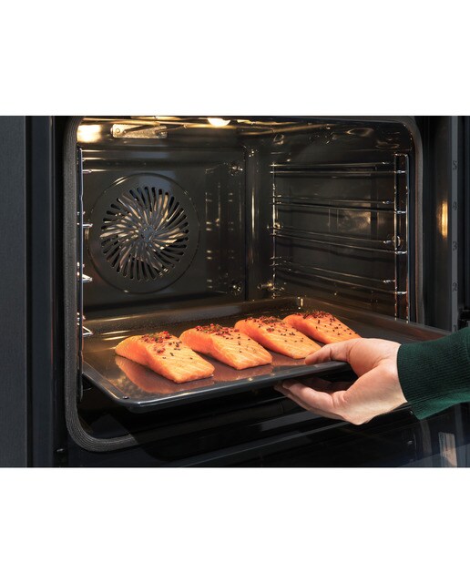 Forno Multifunções Electrolux EOB8S39X Limpeza a Vapor, SteamBoost de 70 Litros - Preto e Inox Inox/Preto-8