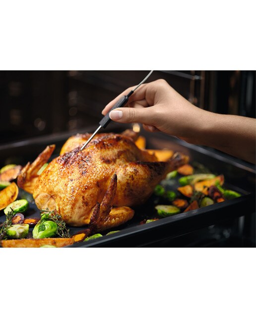 Forno Multifunções Electrolux EOB8S39X Limpeza a Vapor, SteamBoost de 70 Litros - Preto e Inox Inox/Preto-9
