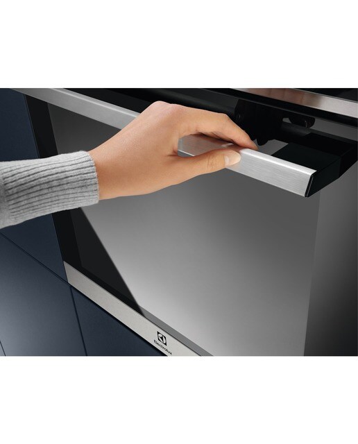 Forno a Vapor Electrolux COP846X1 Série 700 SteamCrisp com Limpeza Pirolítica de 72 Litros - Preto e Inox Preto / Inox-10