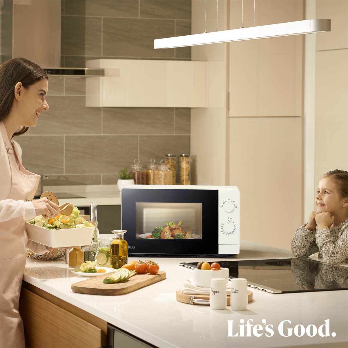 Microondas LG 20 litros con 5 niveles de potencia - MS2082H 9
