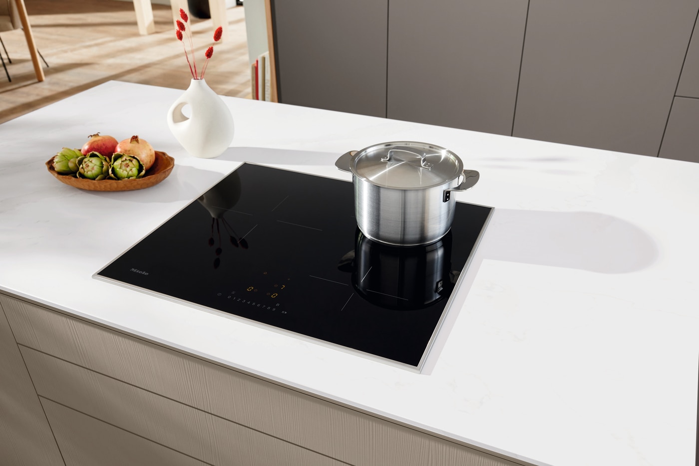 Placa de Indução Miele KM 7360 FR de 3 Zonas e de 62,6 cm - Preto Preto-4