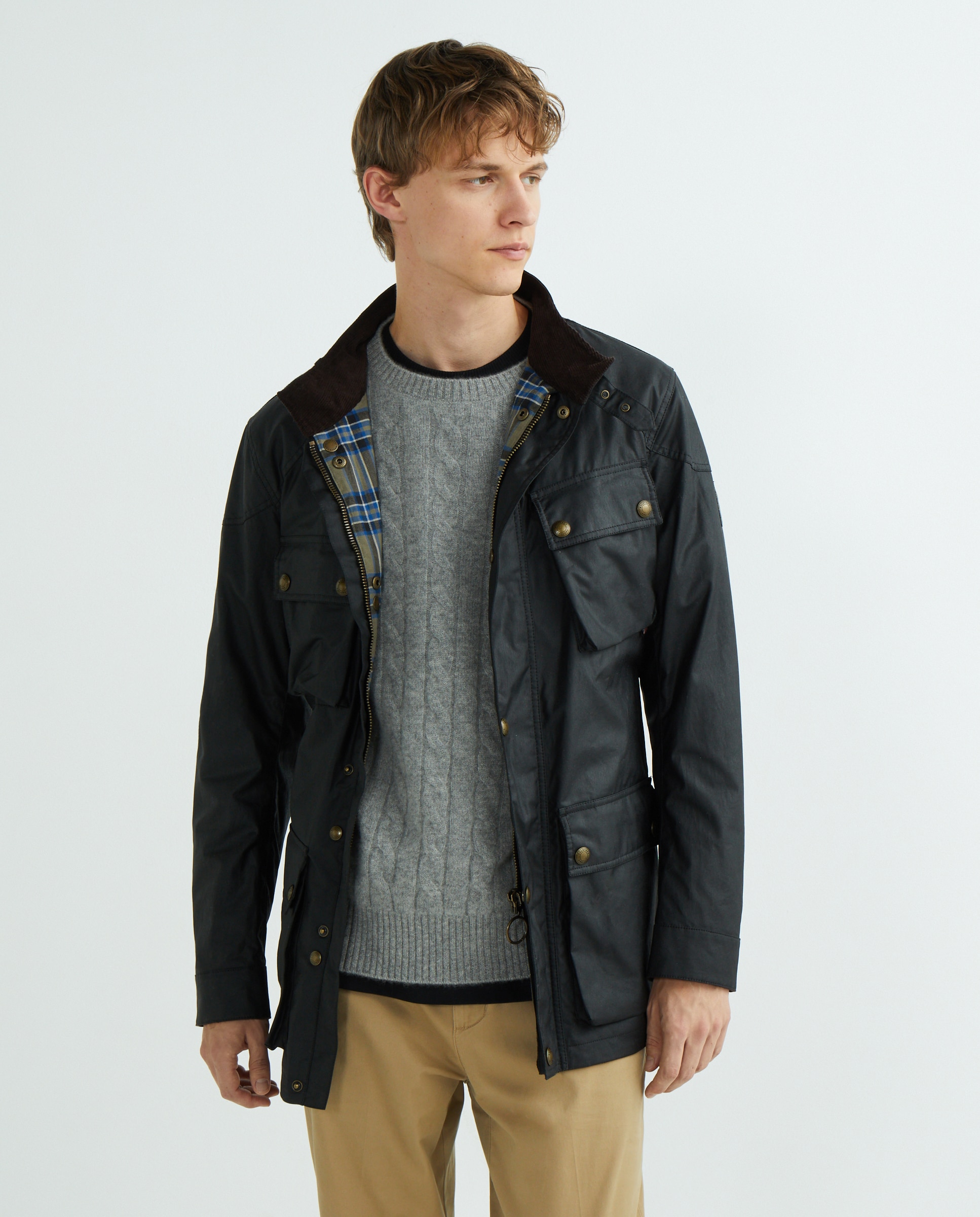 Imagem 0 de Casaco preto de homem com quatro bolsos