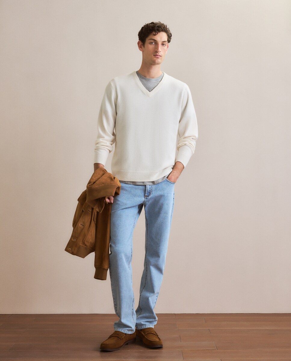 Camisola de Malha com Decote em Bico Liso de Caxemira Cru-2