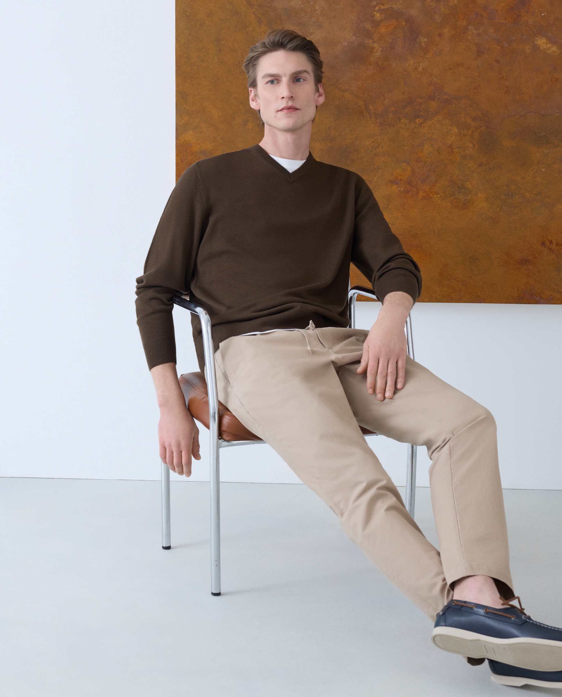 Imagem 0 de Camisola de Malha Lisa 100% Lã Merino com Decote em Bico