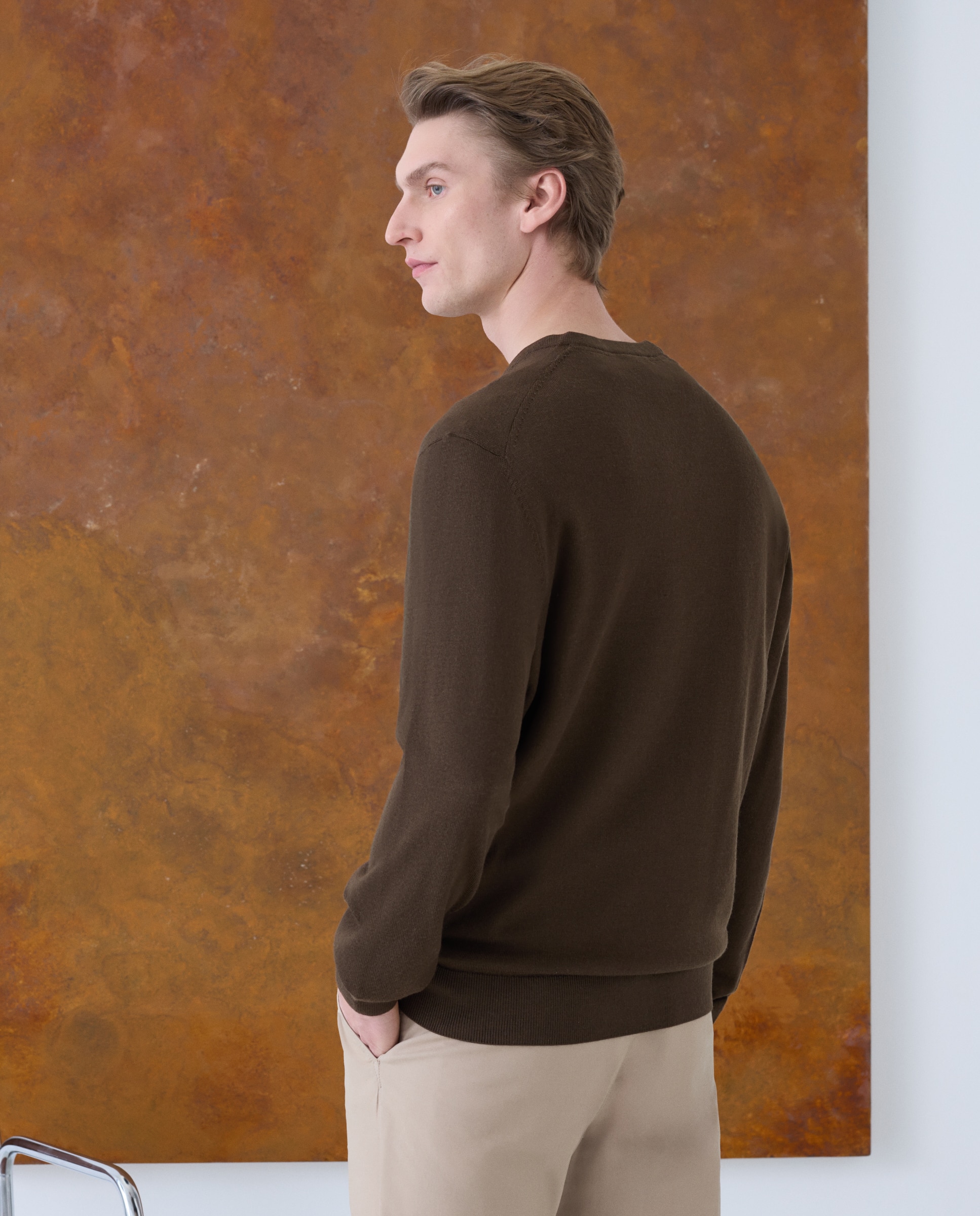 Camisola de Malha Lisa 100% Lã Merino com Decote em Bico Castanho-escuro-3