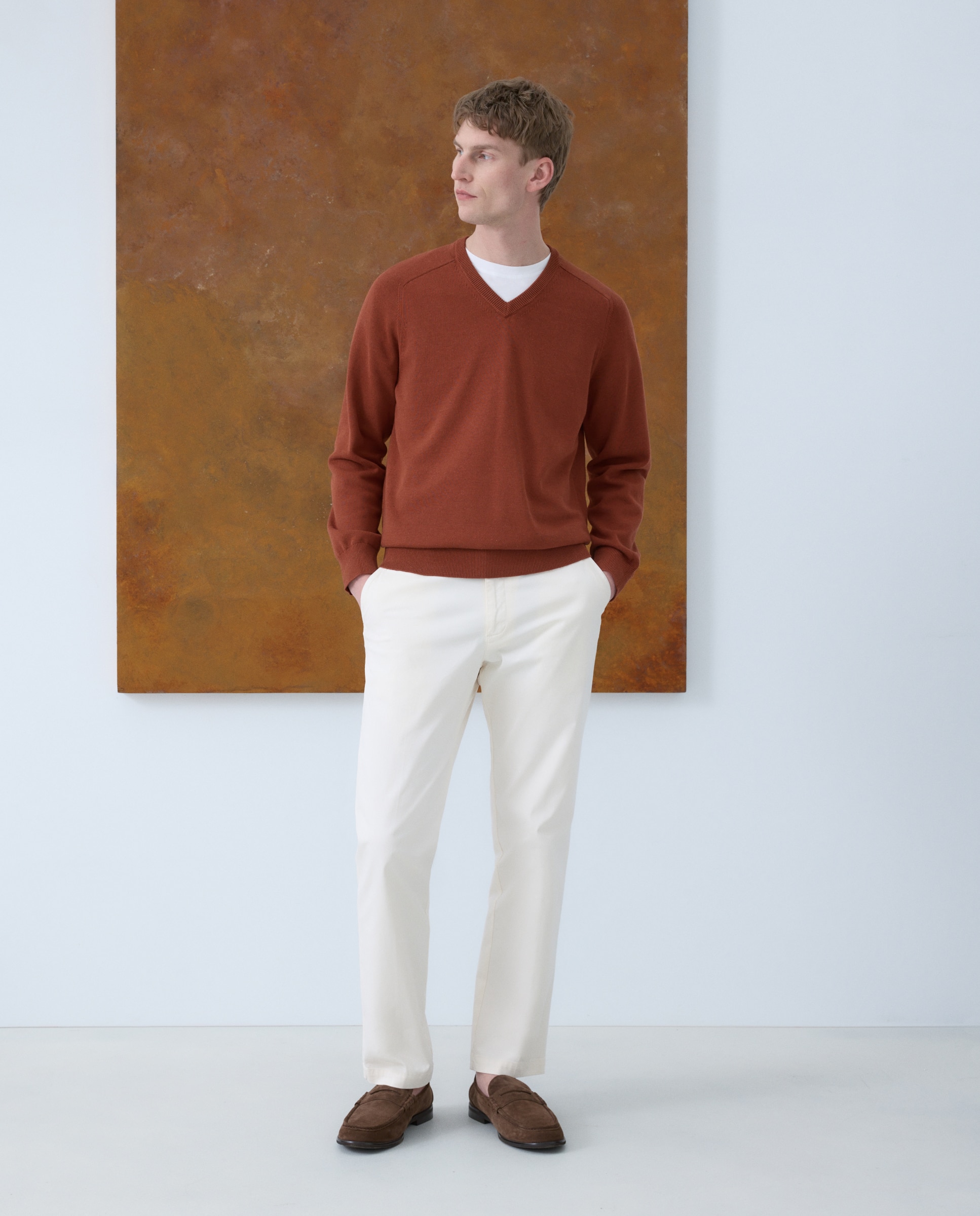 Camisola de Malha Lisa em Algodão e Linho com Gola em Bico Vermelho-2
