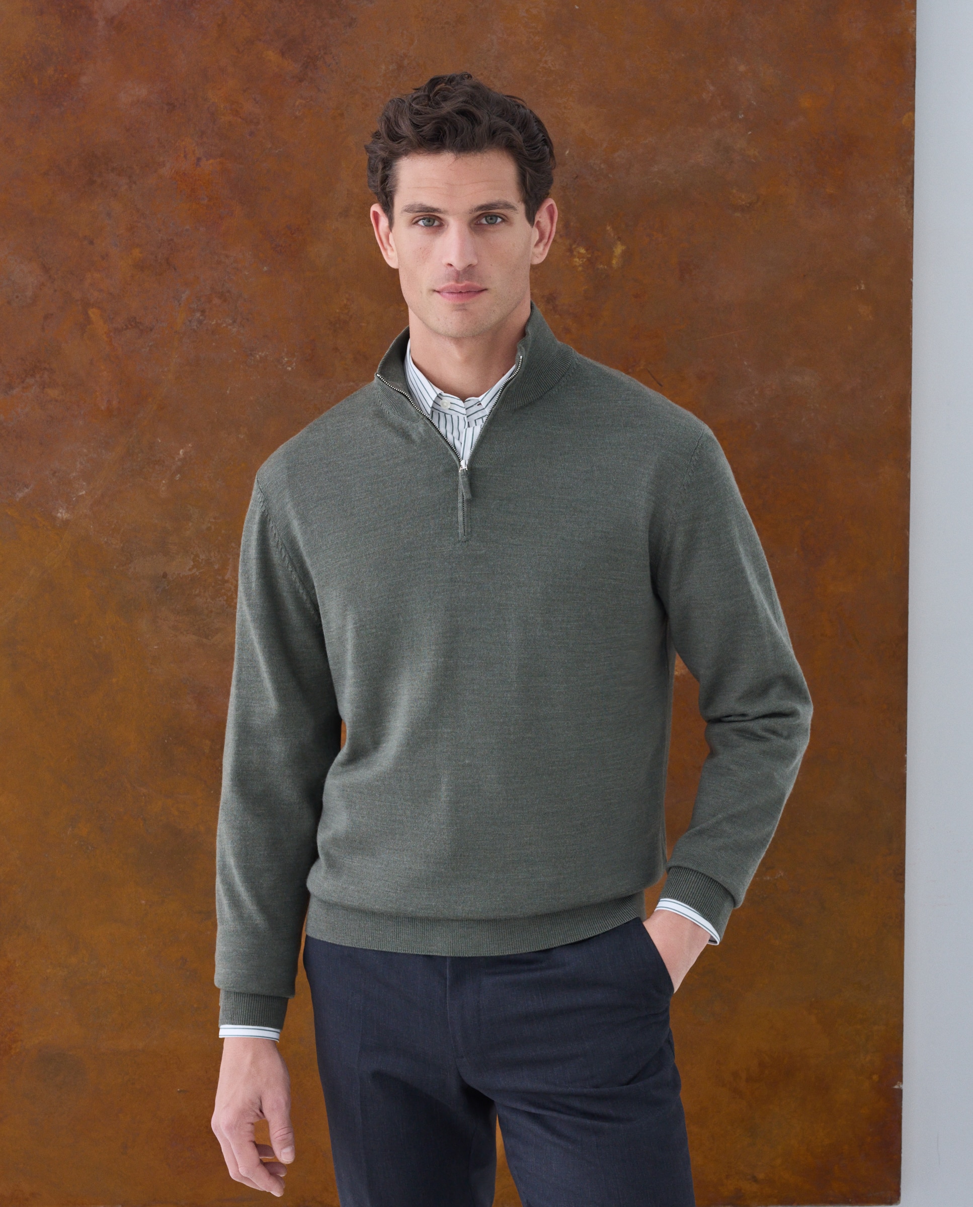 Imagen 0 de Jersey de hombre cuello semicisne cremallera liso 100% lana merino Kaki