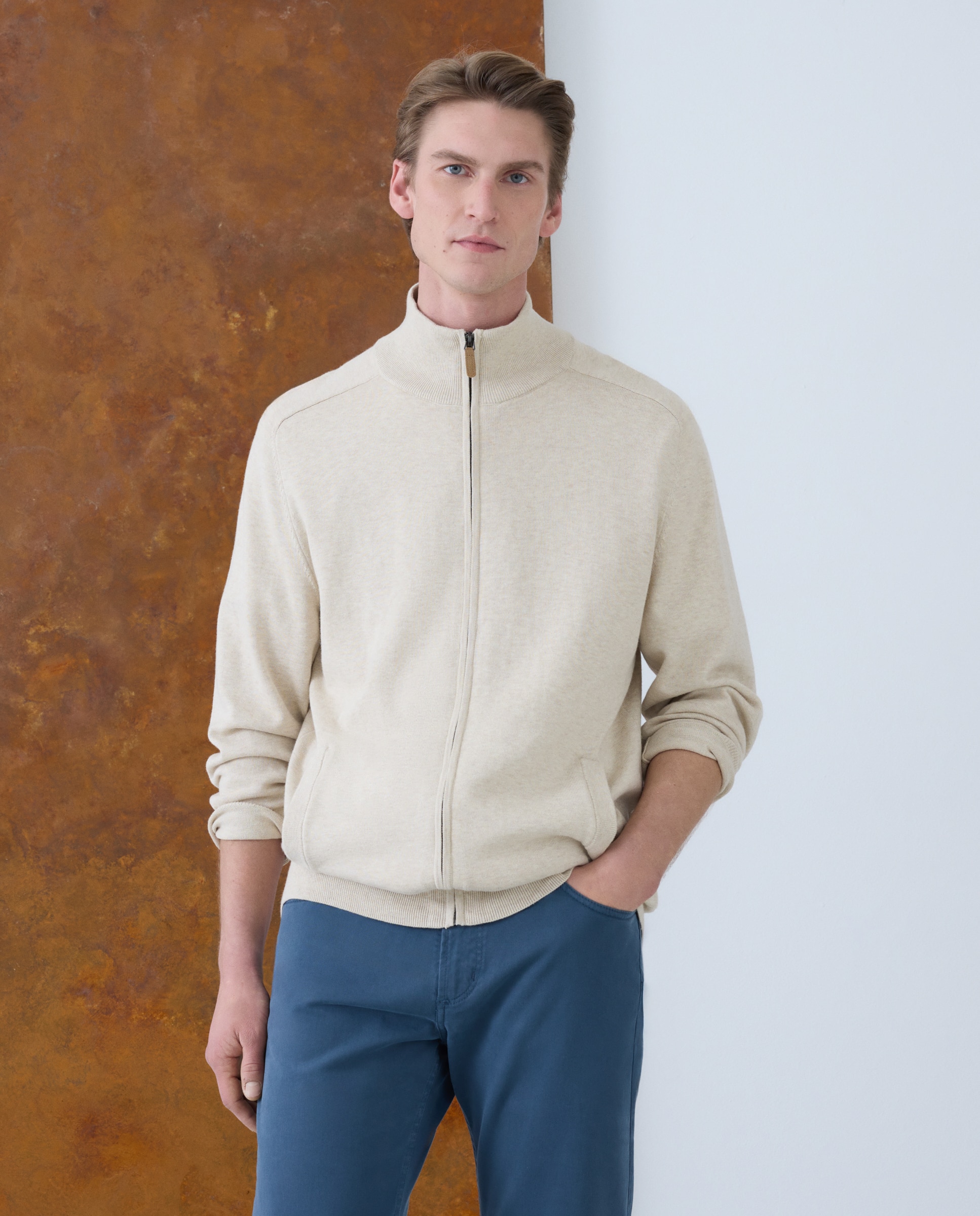 Imagem 0 de Cardigan Liso de Algodão e Seda com Gola Semicisne e Fecho de Correr