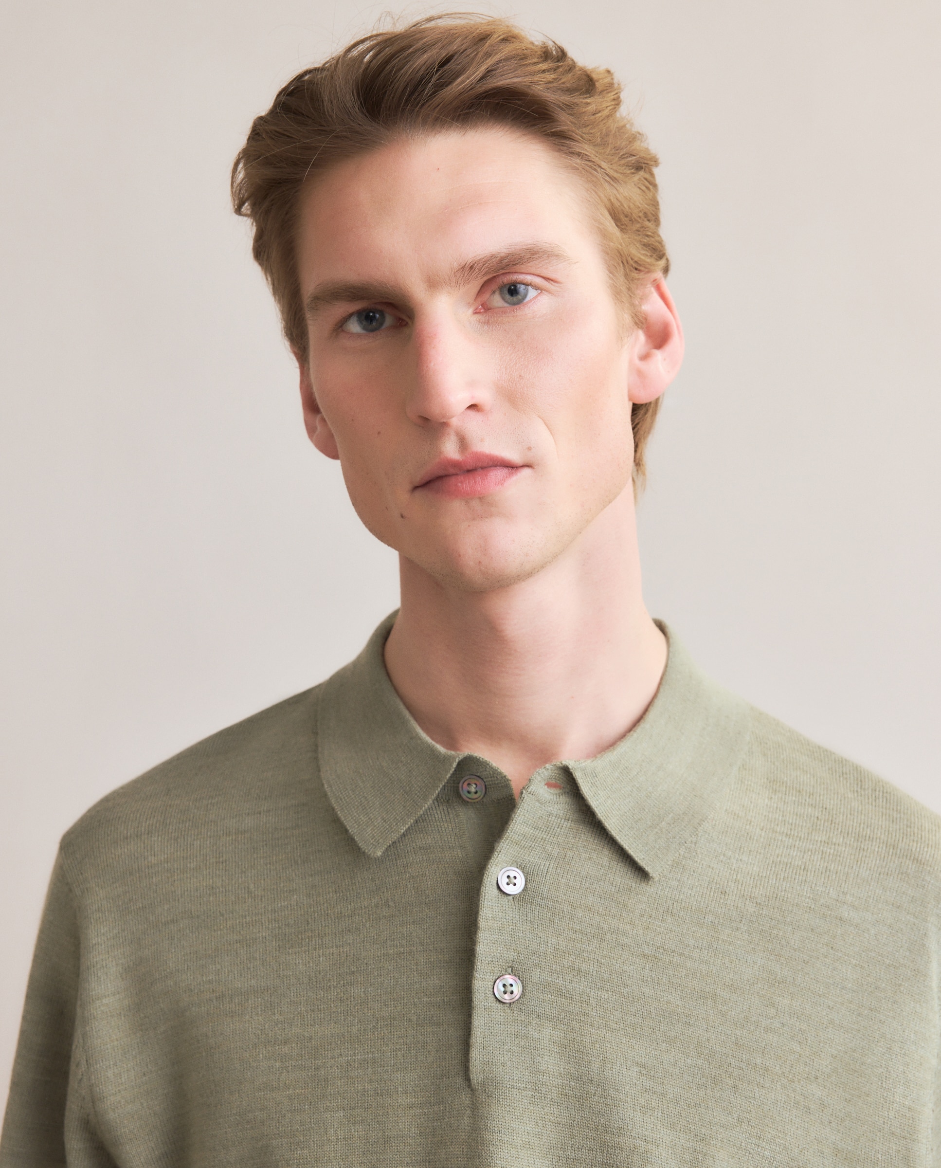 Camisola de Malha de Lã Merino Lisa com Colarinho de Polo com Botões Verde-claro-1