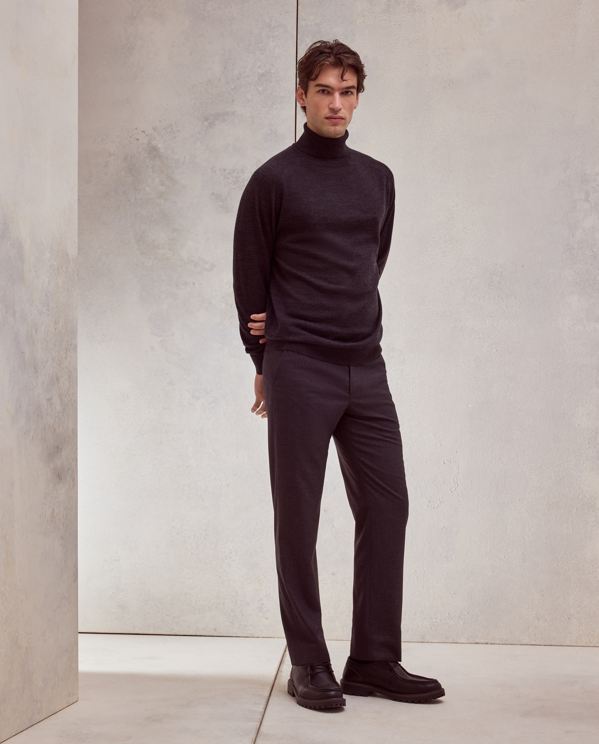 Jersey cuello vuelto liso 100% merino extrafine de hombre - Dustin - Gris oscuro Gris oscuro-1