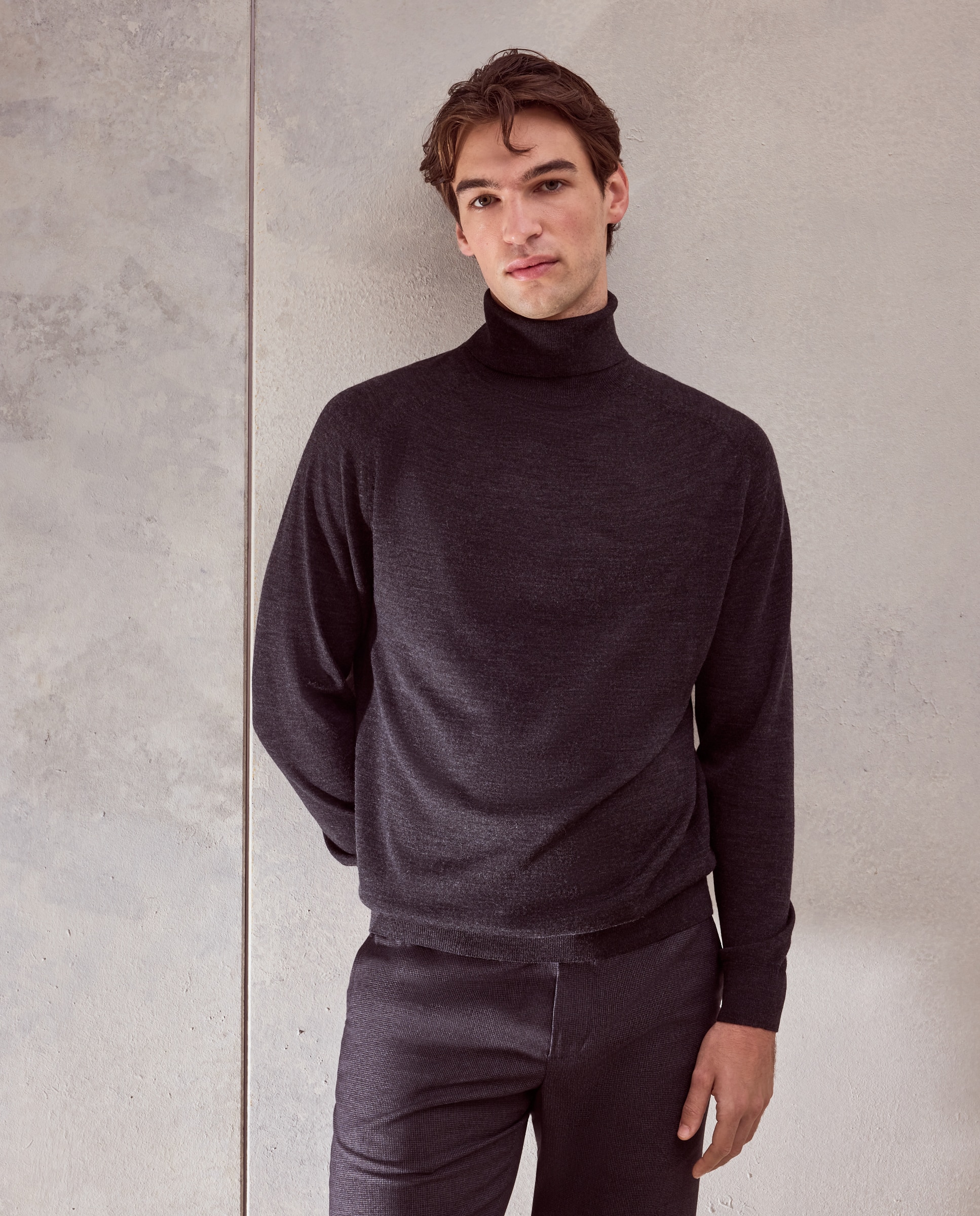 Jersey cuello vuelto liso 100% merino extrafine de hombre - Dustin - Gris oscuro Gris oscuro-2