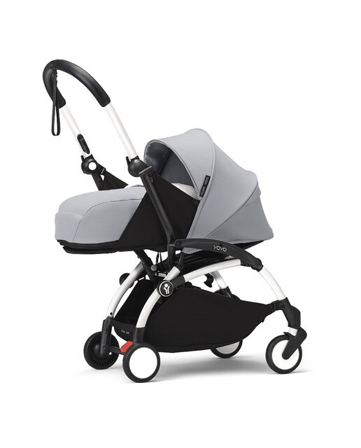 Imagem 0 de Carrinho de passeio Stokke® YOYO³ com chassis branco e pack recém-nascido 0+ Stone