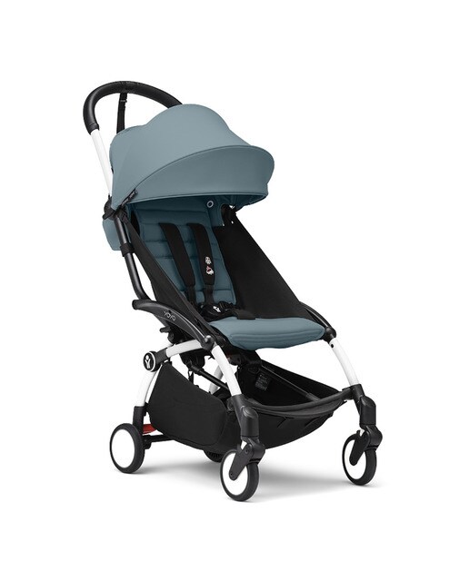 Carrinho de passeio Stokke® YOYO³ com chassis branco e pack de 6+ cores Aqua 1