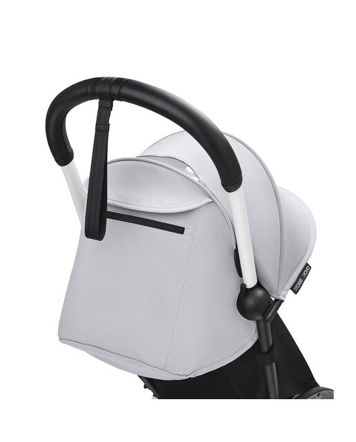 Carrinho de passeio Stokke® YOYO³ com chassis branco e pack de 6+ cores Stone 2