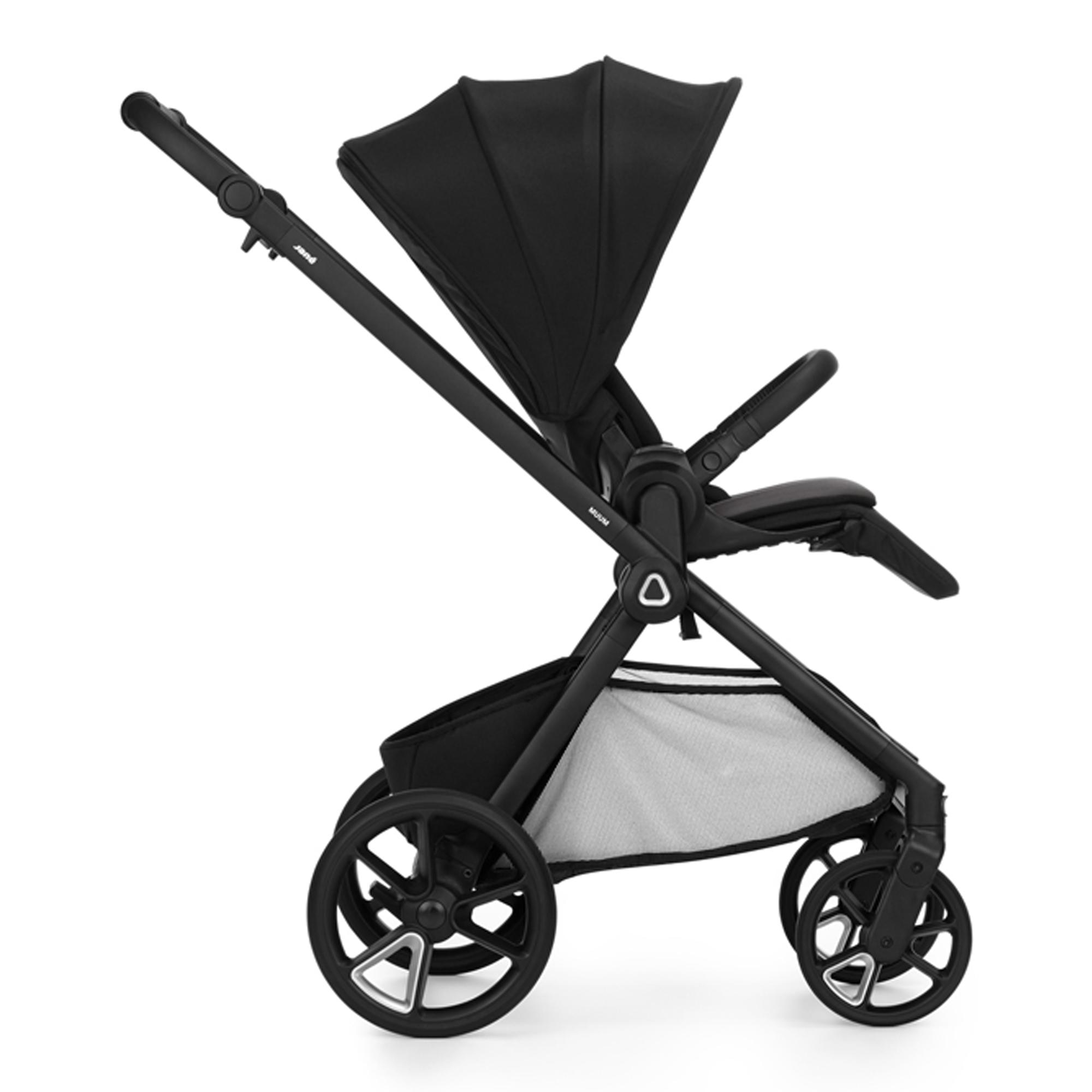 Carrinho de Passeio Trio Jané Muum 5 preto + Alcofa Sleep + Cadeira Auto Kombibaby preto + Kombibase 8