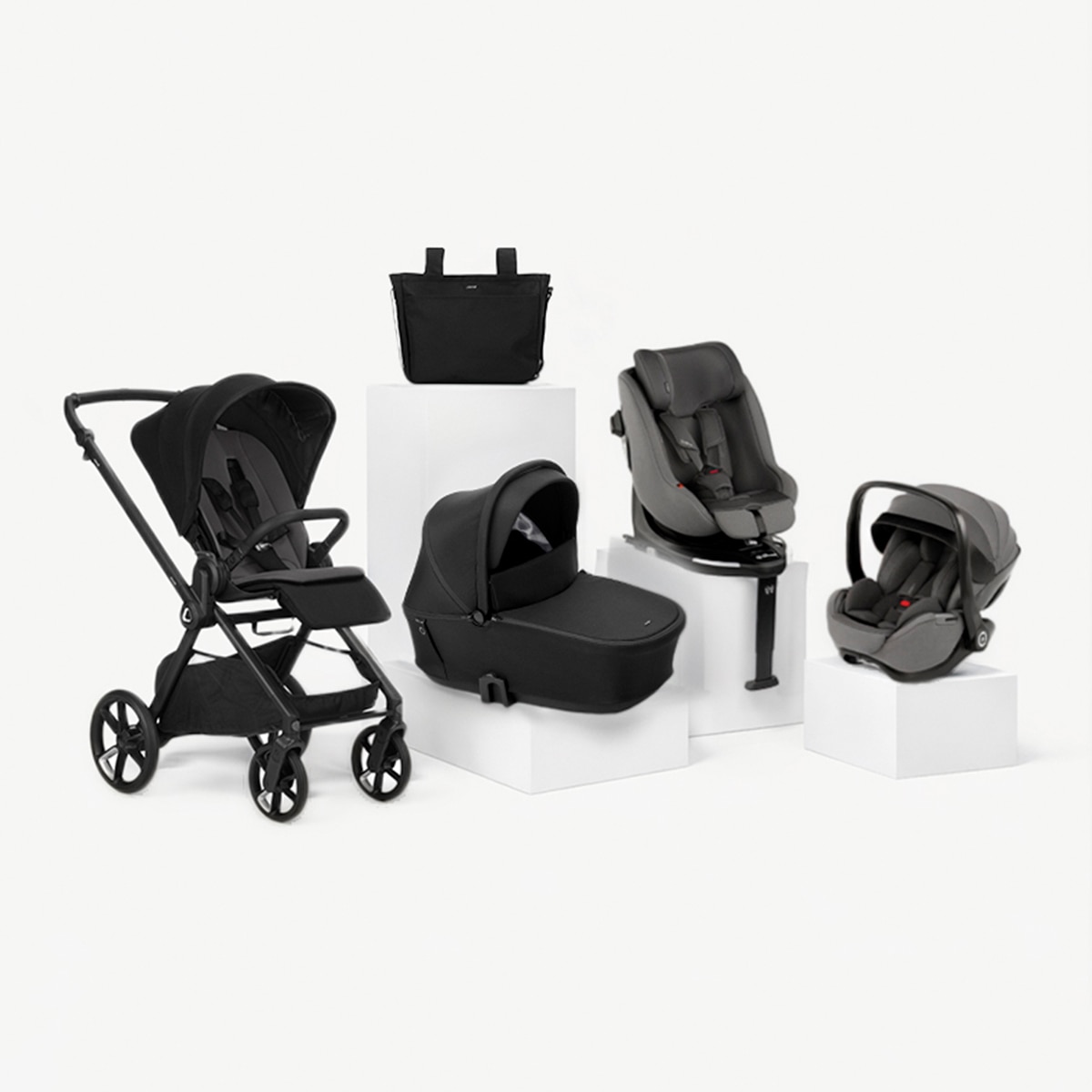 Imagen 0 de Carrito Jané Muum 5 negro + capazo Sleep + portabebé Kombibaby gris + Kombibase + Kombikid gris