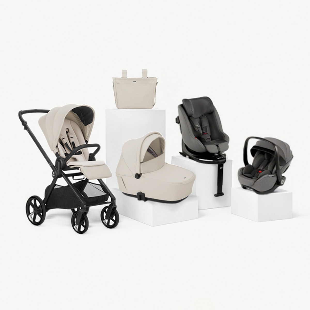 Imagen 0 de Carrito Jané Muum 5 beige + capazo Sleep + portabebé Kombibaby gris + Kombibase + Kombikid gris