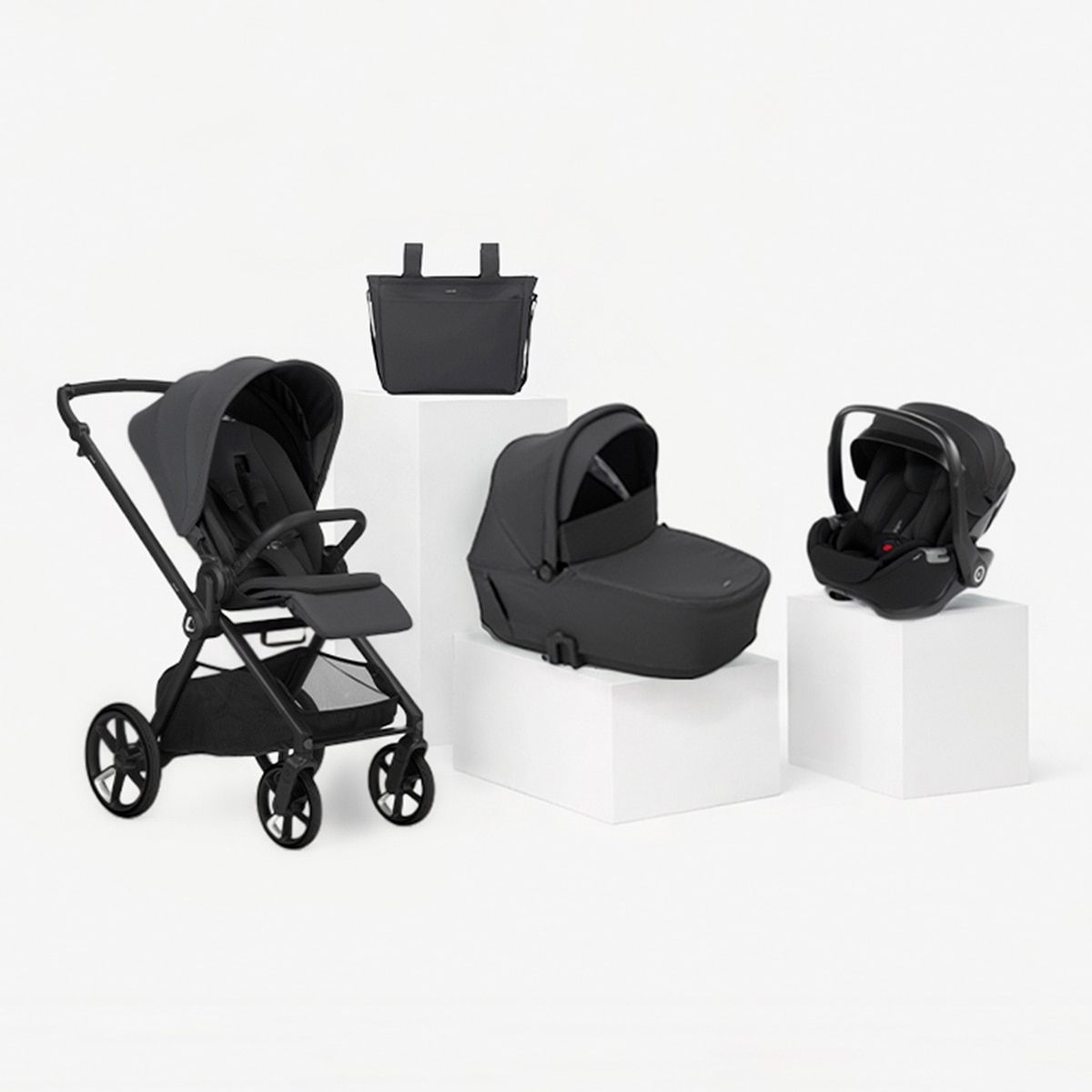 Imagem 0 de Carrinho de Passeio Trio Jané Muum 5 cinzento + Alcofa Sleep + Cadeira Auto Kombibaby preto