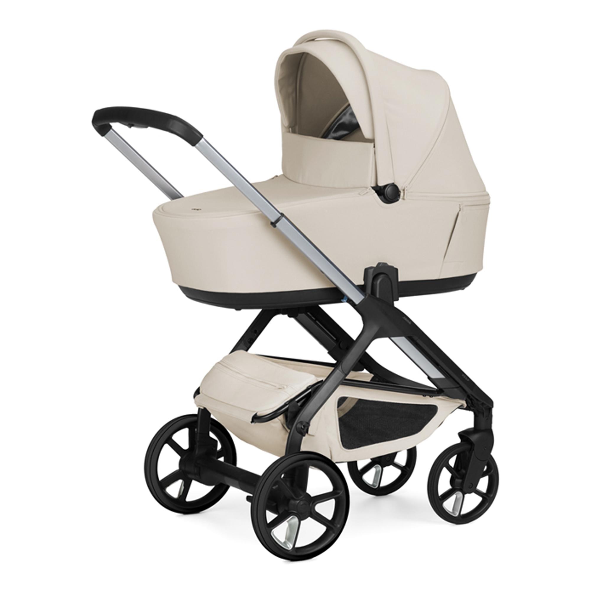 Carrinho de Passeio Trio Jané keep 2 preto + Alcofa Sleep + Cadeira Auto Kombifix preto 3