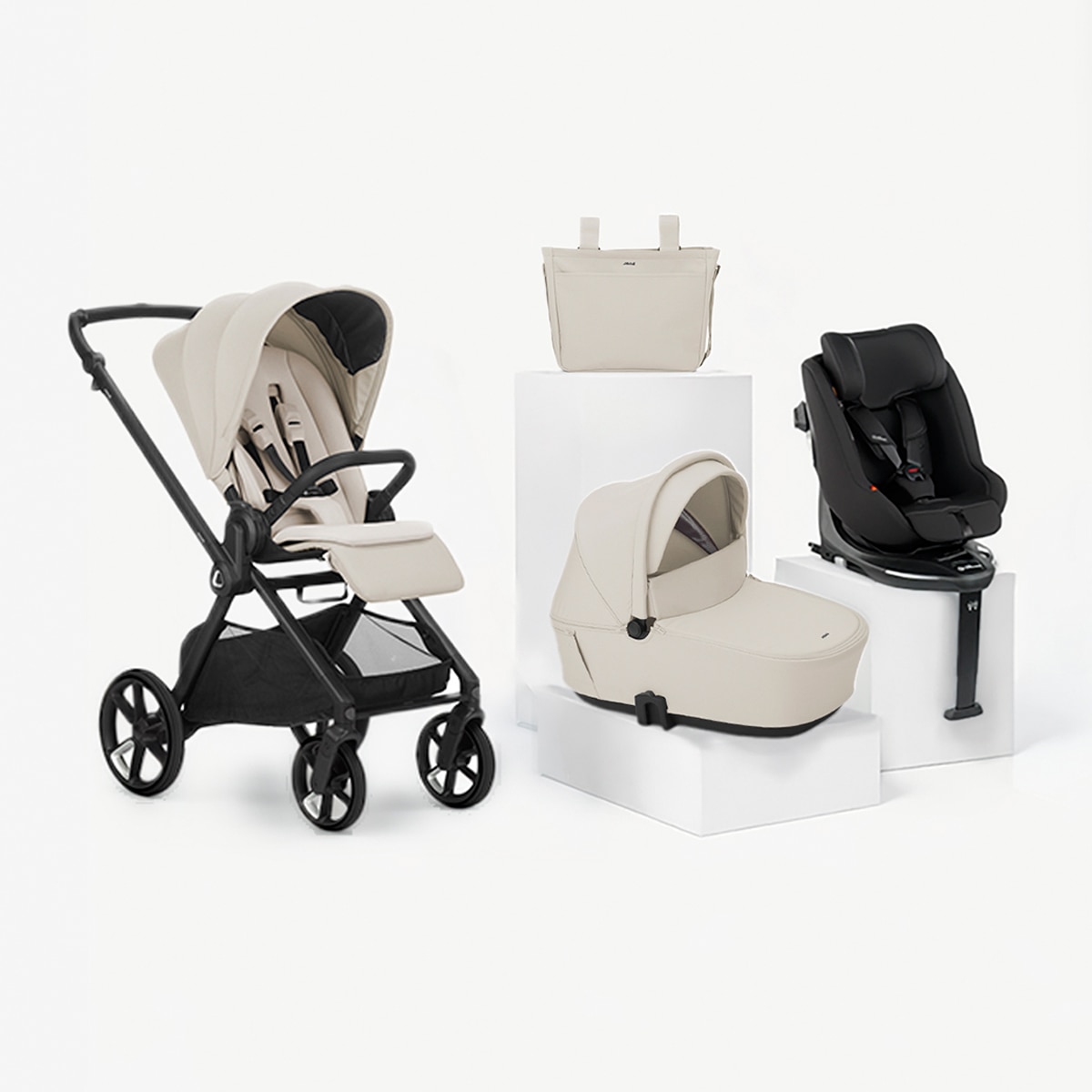 Imagem 0 de Carrinho de Passeio Trio Jané Muum 5 bege + Alcofa Sleep + Cadeira Auto Kombifix preto