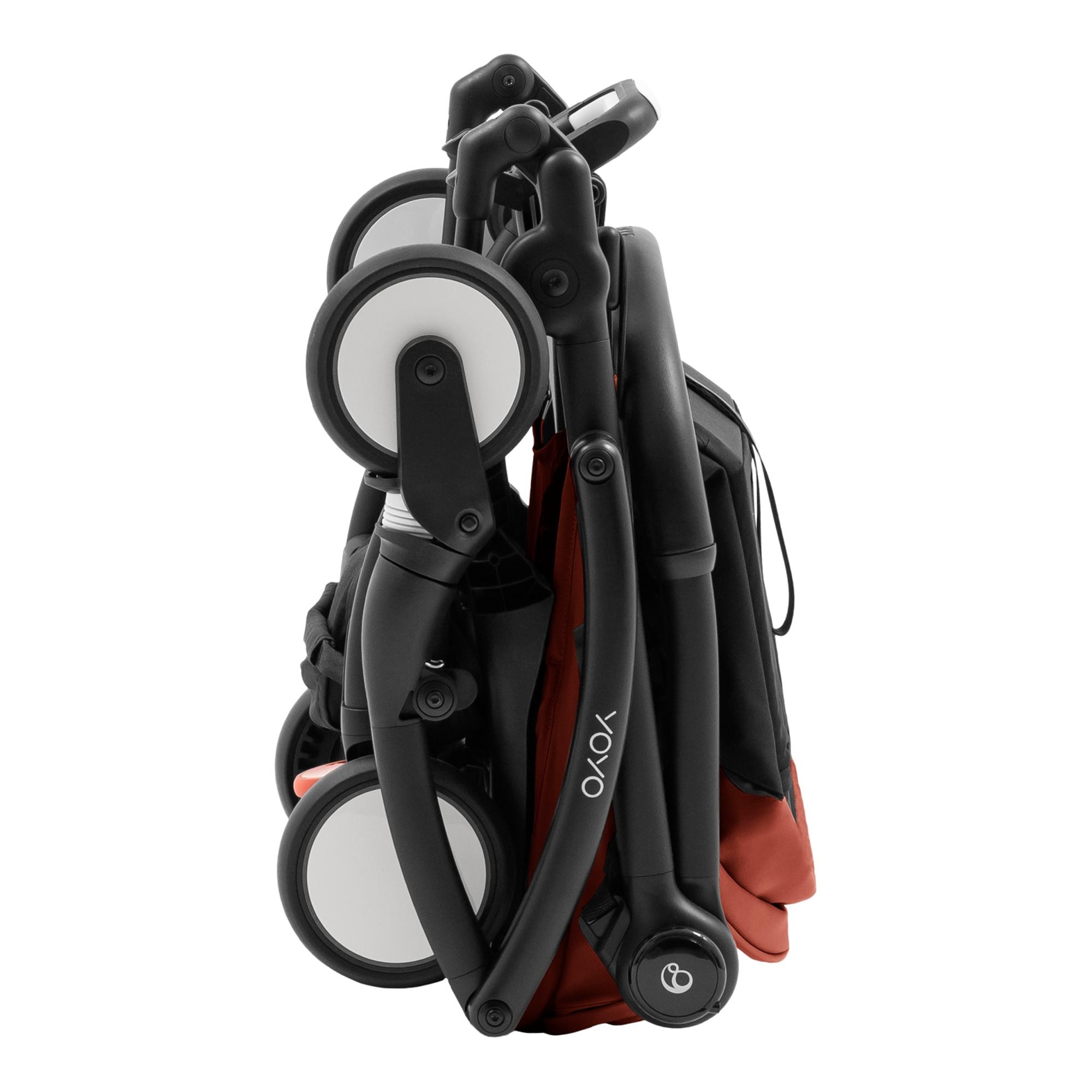 Carrinho de Passeio YOYO5® com Alcofa Dobrável Berry 2
