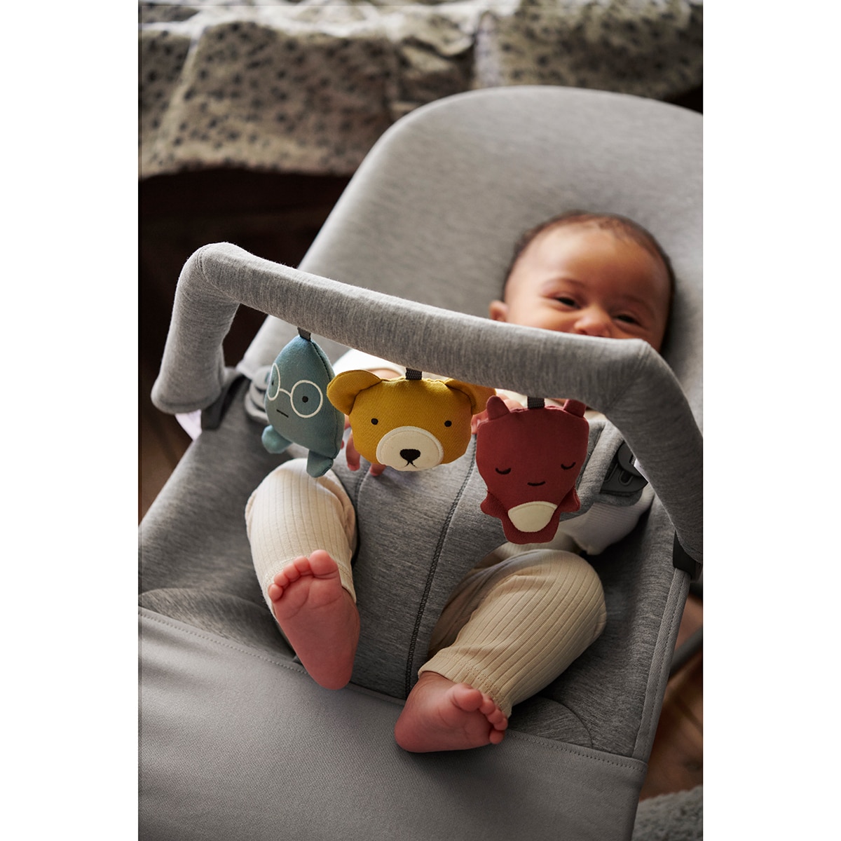 Arco de brincadeiras BabyBjörn Amiguinhos Brincalhões para espreguiçadeira Balance Soft/Bliss cinzento/azul/amarelo Multicolor-7