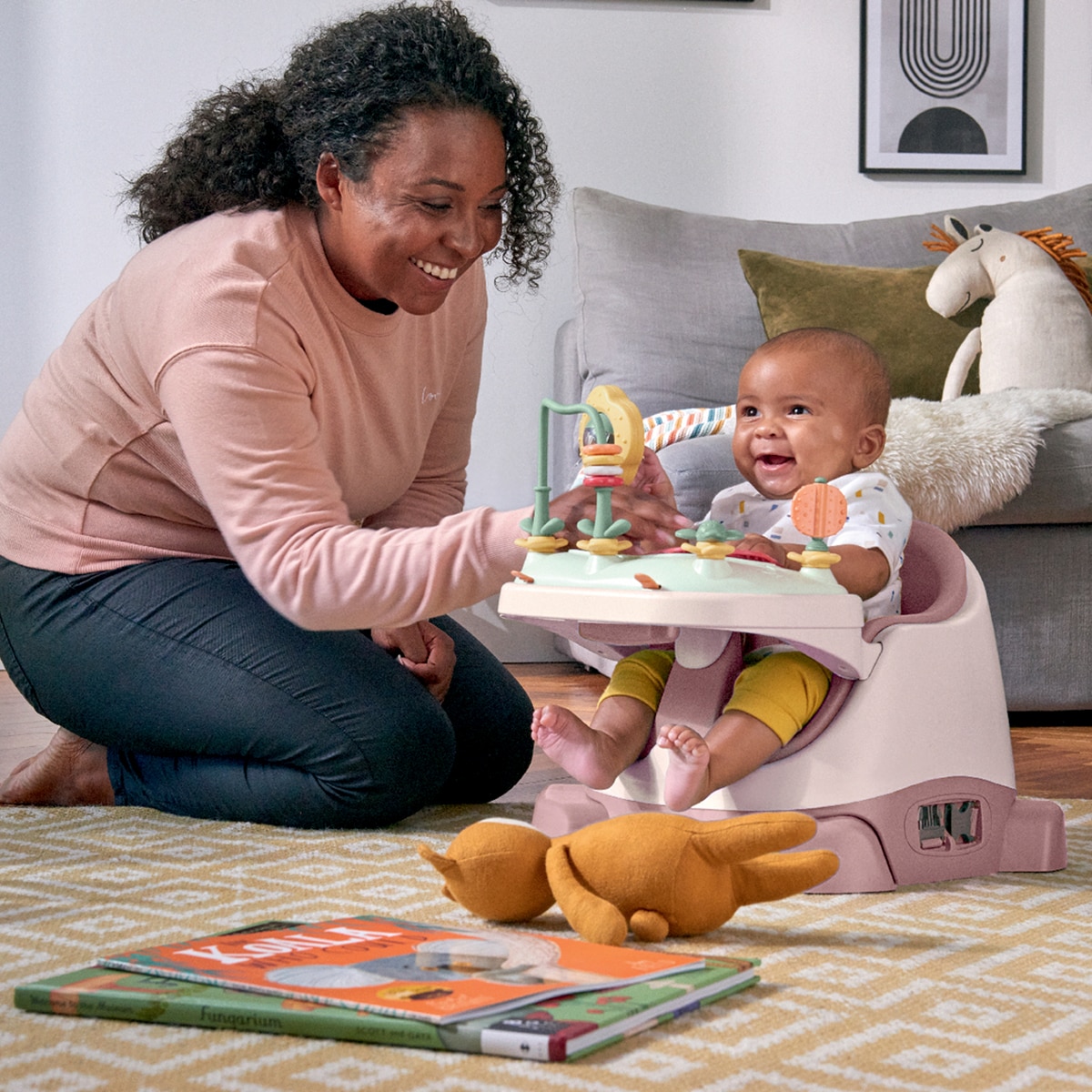 Centro de actividades y trona portatil Mamas & Papas Baby Bug - Rosa Rosa-8