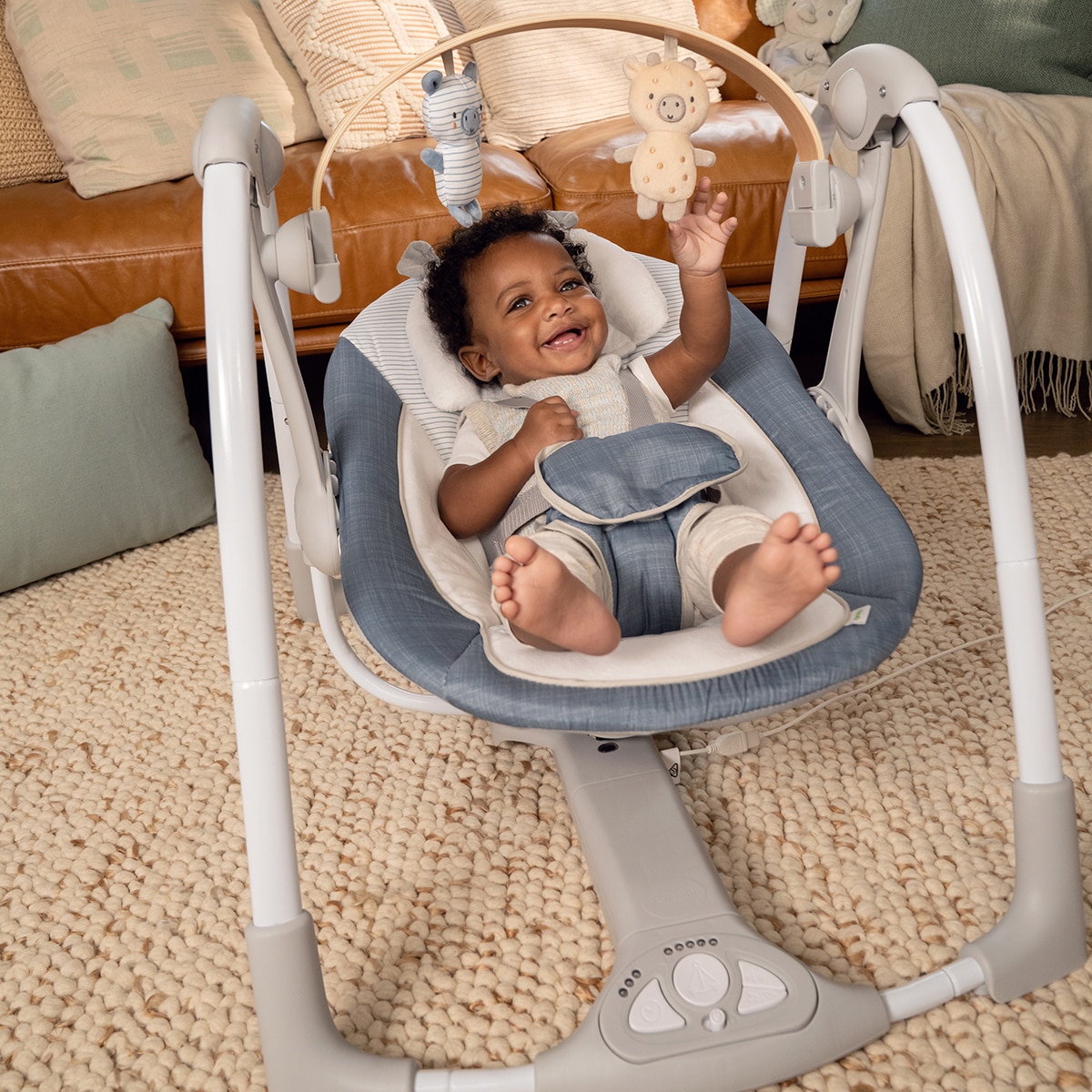 Baloiço Portátil + Ingenuity + Swing 'n Go Portable Swing- Chambray Azul-11