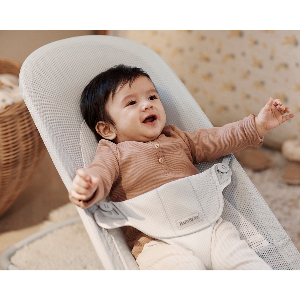 Hamaca Babybjörn Balance Soft tejido Mesh - Gris claro Gris claro-2
