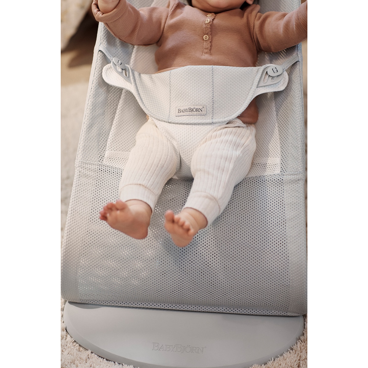 Hamaca Babybjörn Balance Soft tejido Mesh - Gris claro Gris claro-5