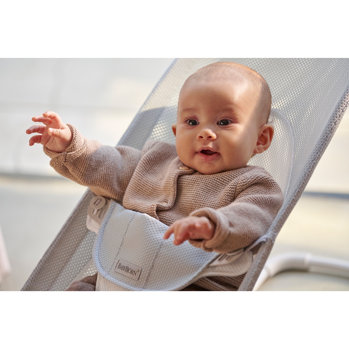 Hamaca Babybjörn Balance Soft tejido Mesh - Gris claro Gris claro-11