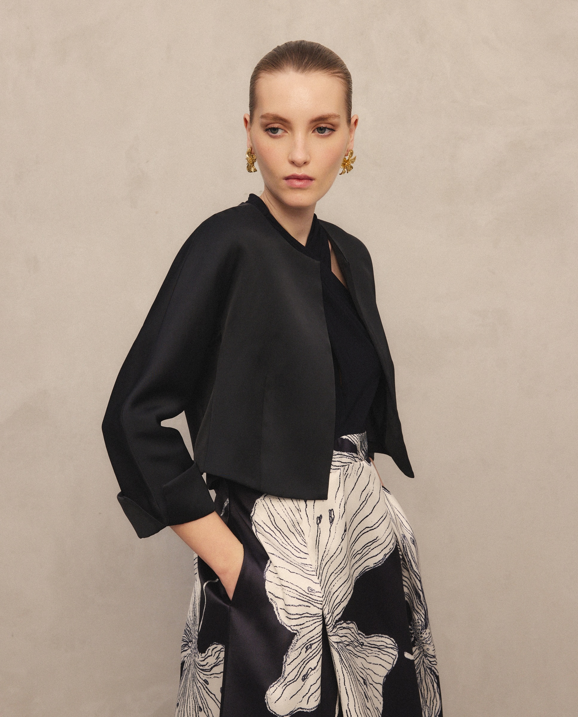Woman Fiesta El Corte Inglés - Bolero con cuello caja manga japonesa.