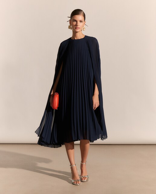 Vestido corto de capa