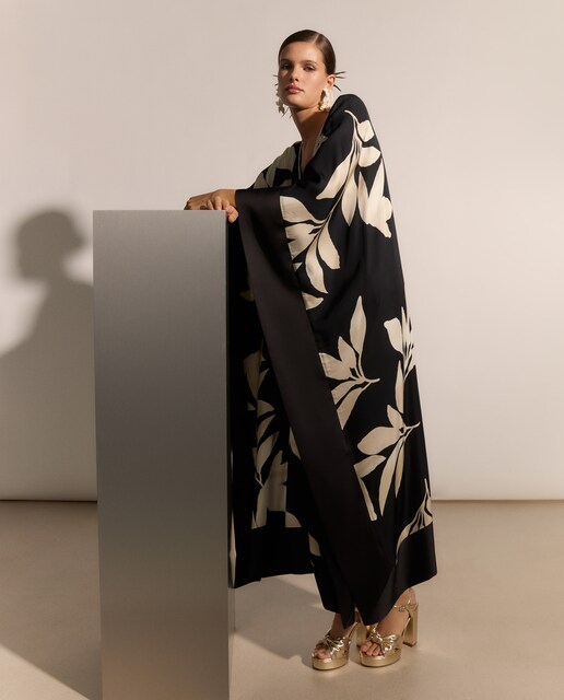 Vestido kaftán corto fluido