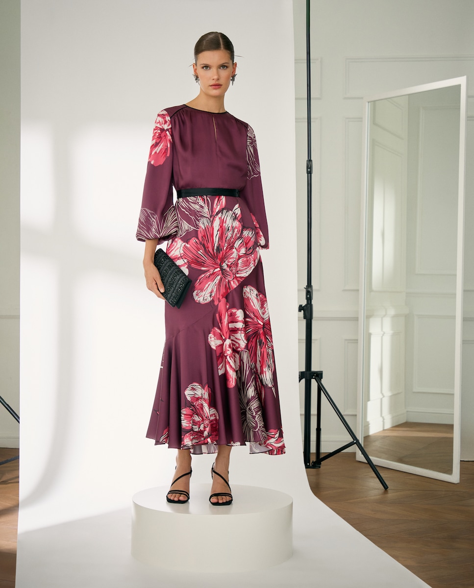 Vestido Camiseiro com Saia com Estampado Floral Vermelho-1