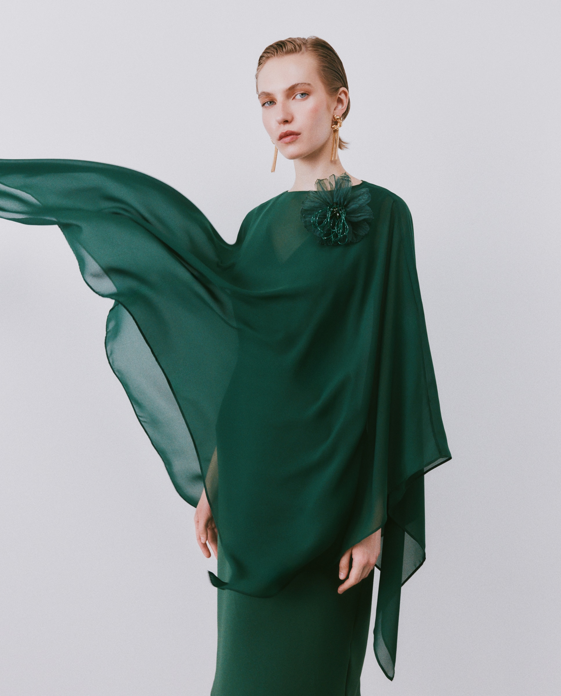 Imagen 0 de Vestido corto sin mangas liso de mujer 530 Verde oscuro