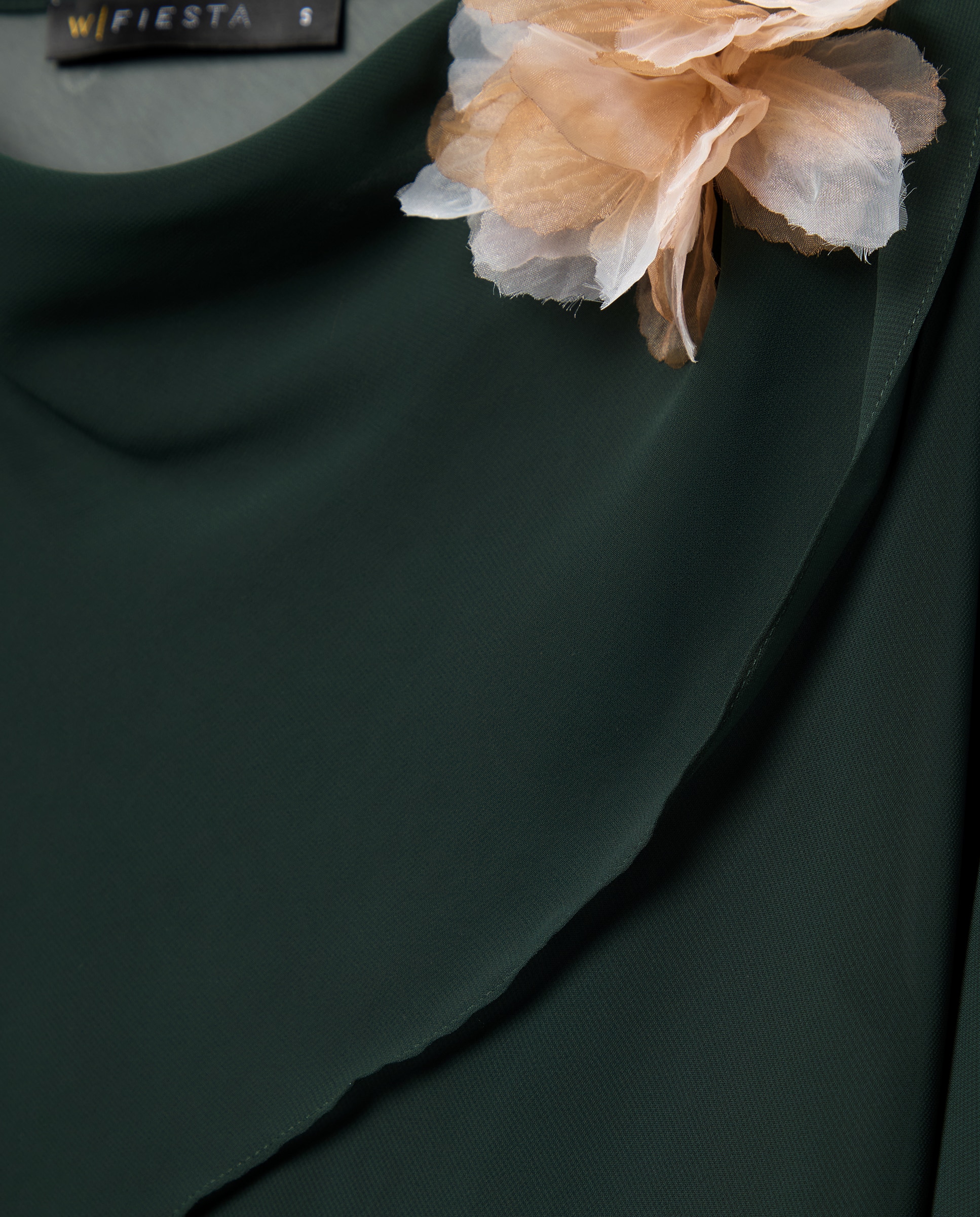 Vestido Curto Multicamadas sem Mangas e com Capelina Estampada 530 Verde Escuro-6
