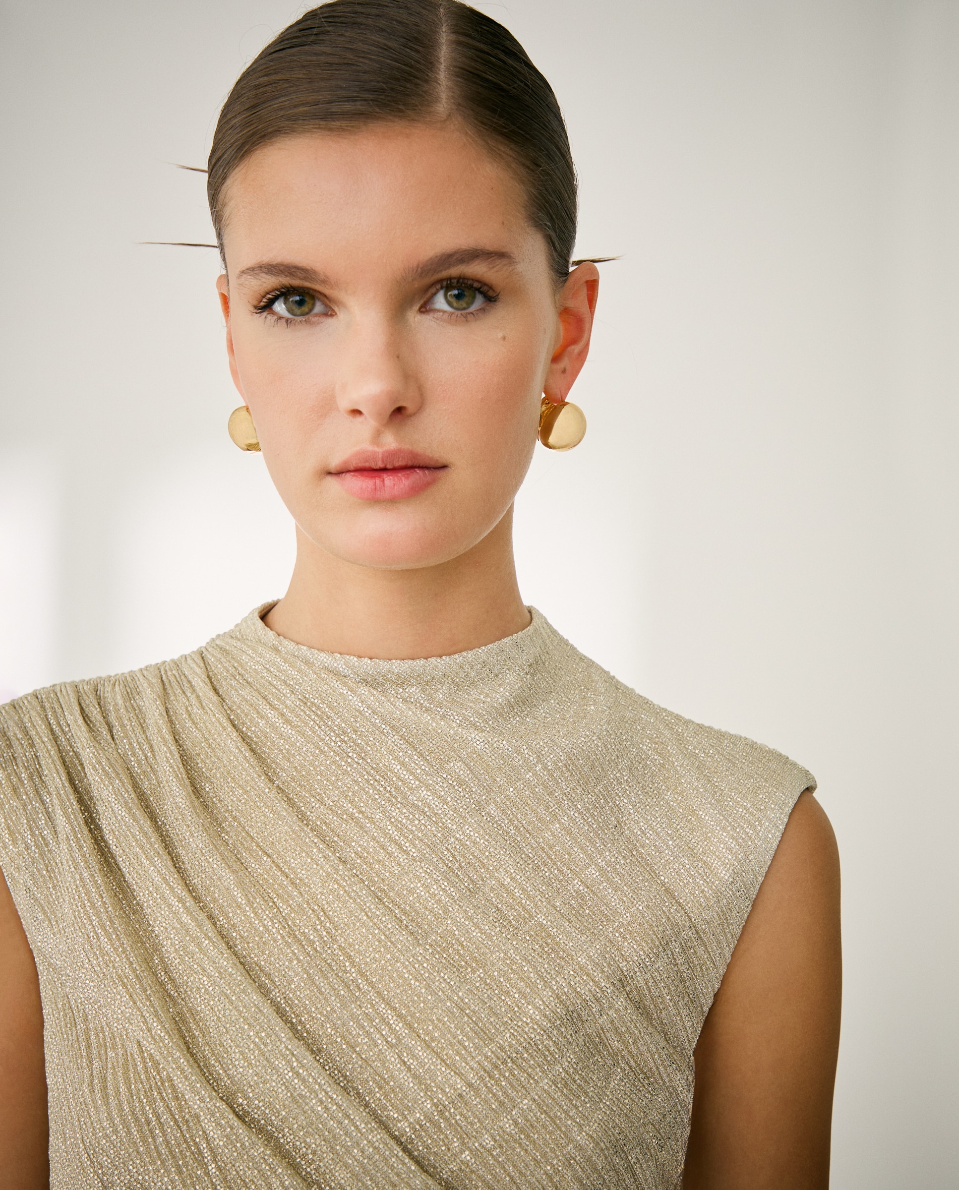 Vestido Comprido sem Mangas 390 Ouro-3