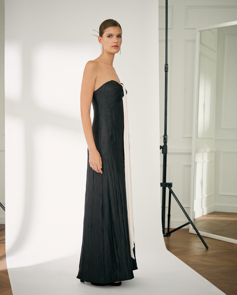 Vestido comprido com decote caicai Preto-2