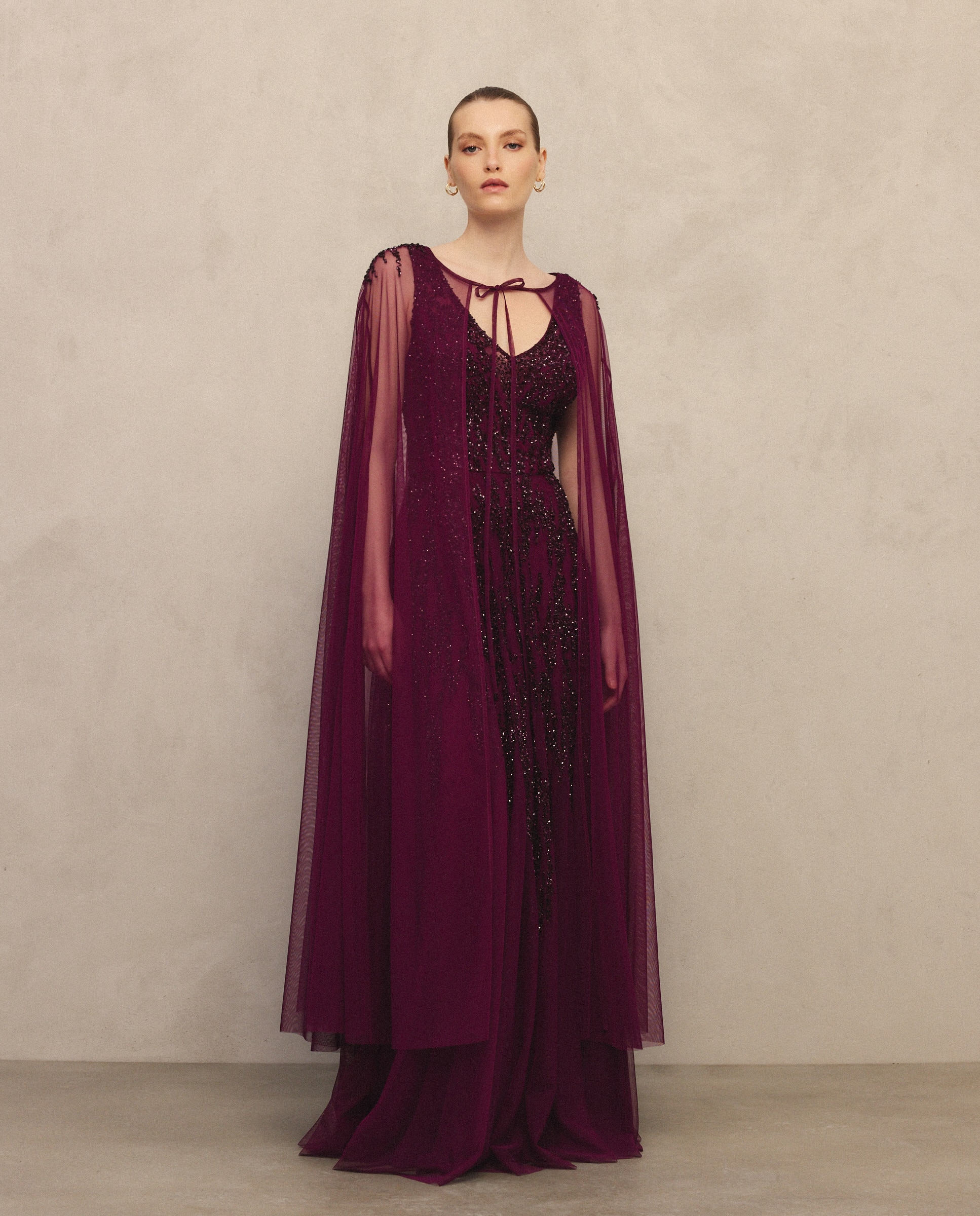 Imagem 0 de Vestido comprido com pedraria