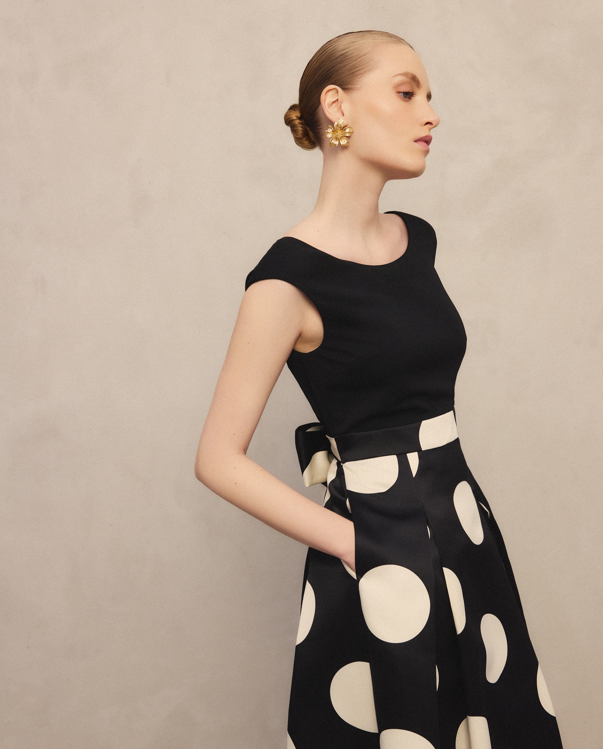 Vestido Comprido com Top de Malha e Saia às Bolinhas Preto-2