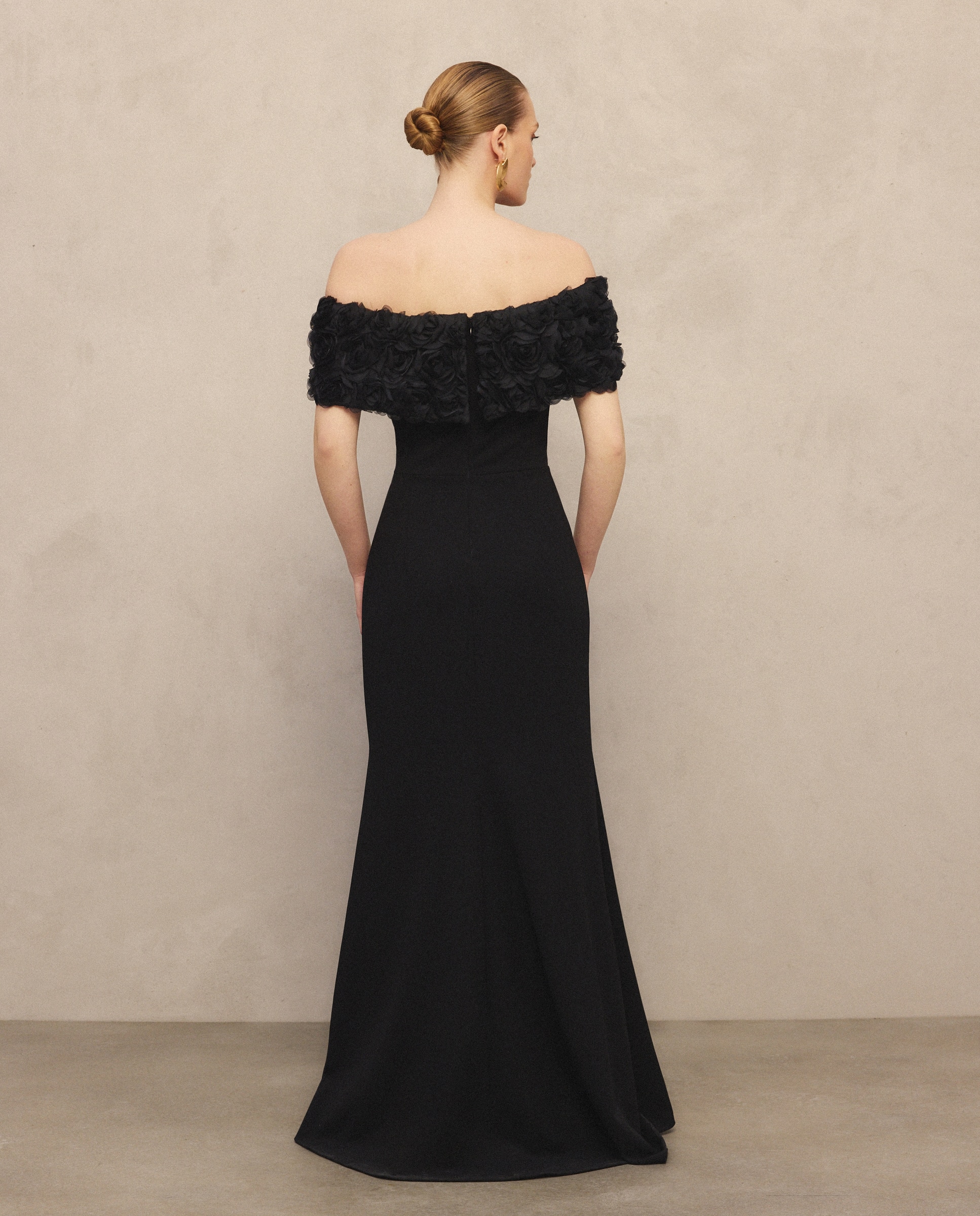 Imagen 3 de Vestido largo escote barra con flores - Woman Fiesta El Corte Inglés - Negro Negro