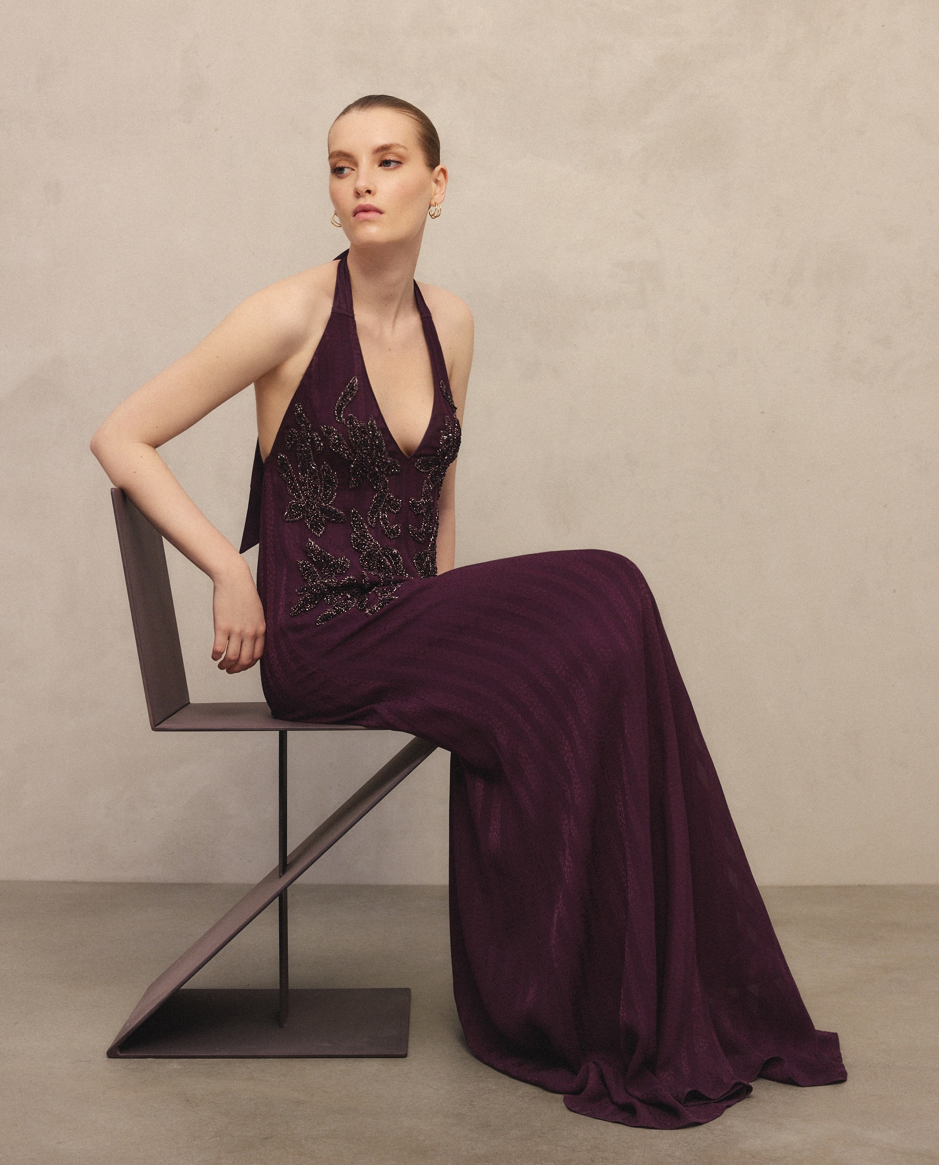 Vestido largo con pedrería y escote halter - Woman Fiesta El Corte Inglés - 291 Berenjena 291 Berenjena-2