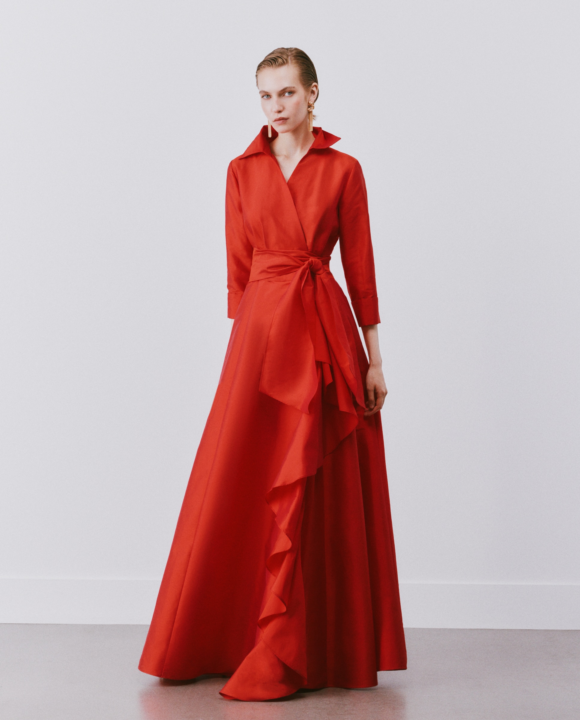 Imagen 2 de Vestido largo con mangas - Woman Fiesta El Corte Inglés - 600 Rojo 600 Rojo
