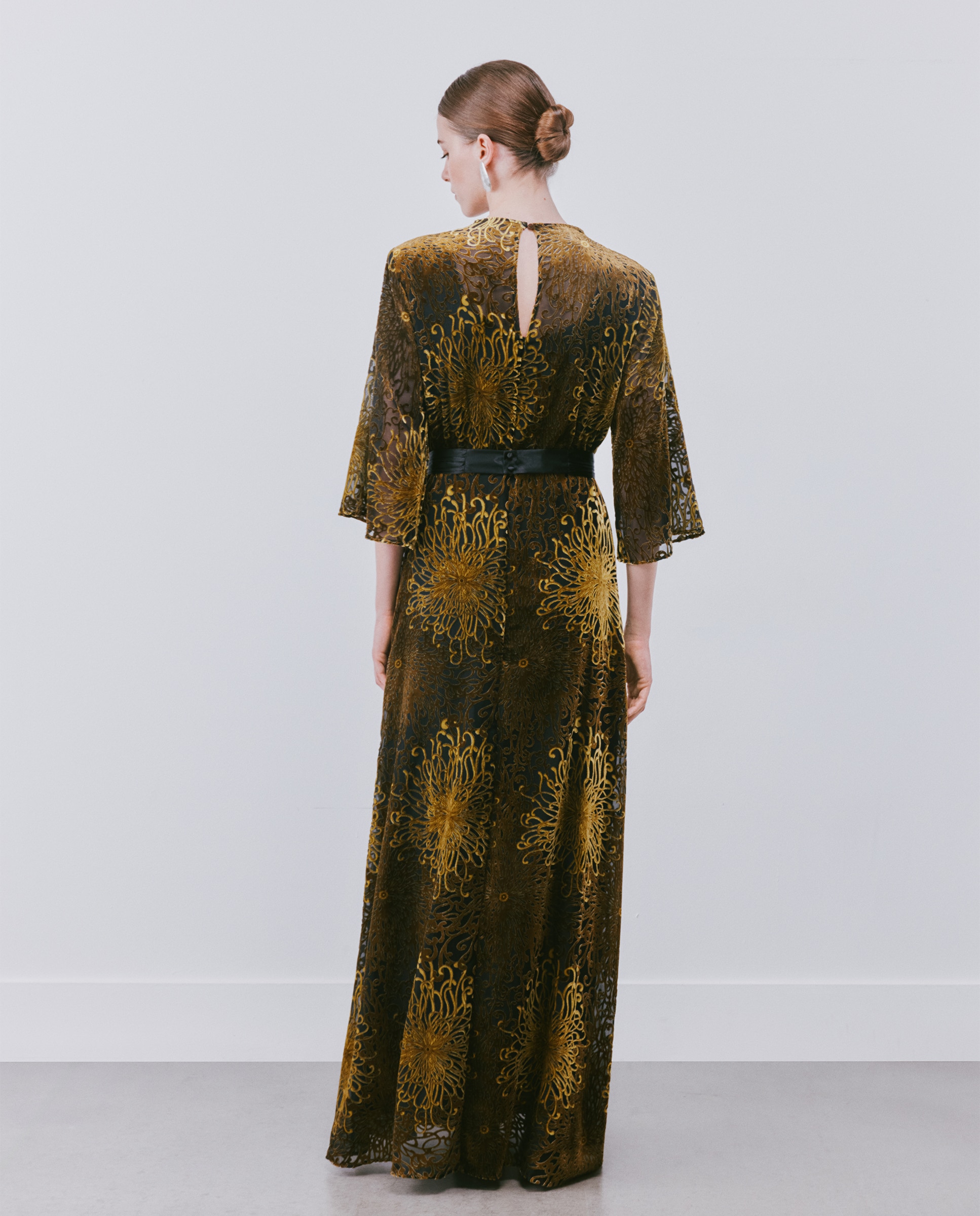 Vestido Comprido sem Mangas com Drapeado Devoré 560 Azeitona-3