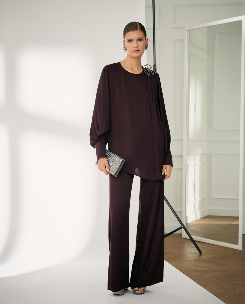 Conjunto de dos piezas largo y liso de mujer · Woman Fiesta El